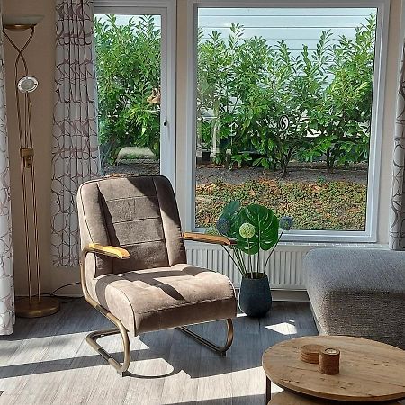 Chalet Wanama. Gelegen Op Het Vakantiepark Het Lierderholt Op De Veluwe. Villa Beekbergen Esterno foto