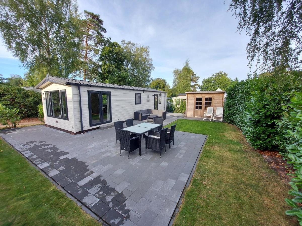 Chalet Wanama. Gelegen Op Het Vakantiepark Het Lierderholt Op De Veluwe. Villa Beekbergen Esterno foto